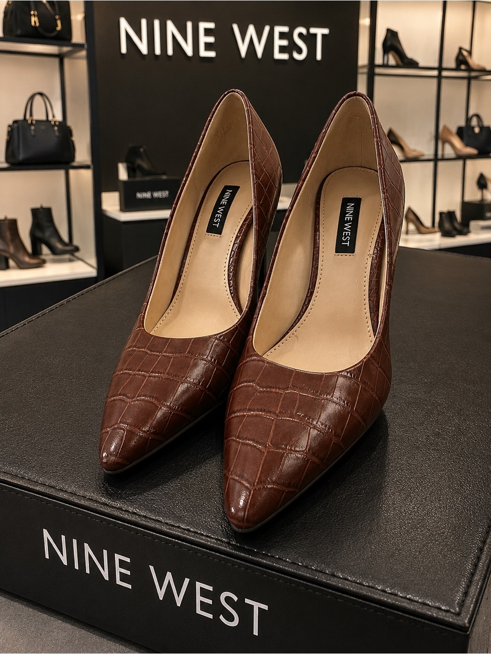 Nine West Brown Croc-Embossed Pointed Toe Pumps EXACTY AS PICTURED ❤️